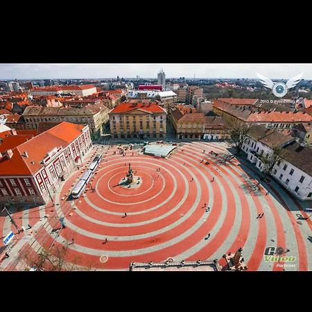 Piata Libertatii Apartament 1 Room Timisoara Luaran gambar